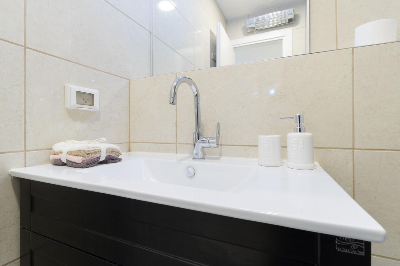 Luxury One-Bedroom Apartment/Parking In City Center Jerusalem Exterior foto